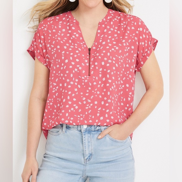 Geneva Solid Zipper Neck Blouse - 2XL - Picture 6 of 6